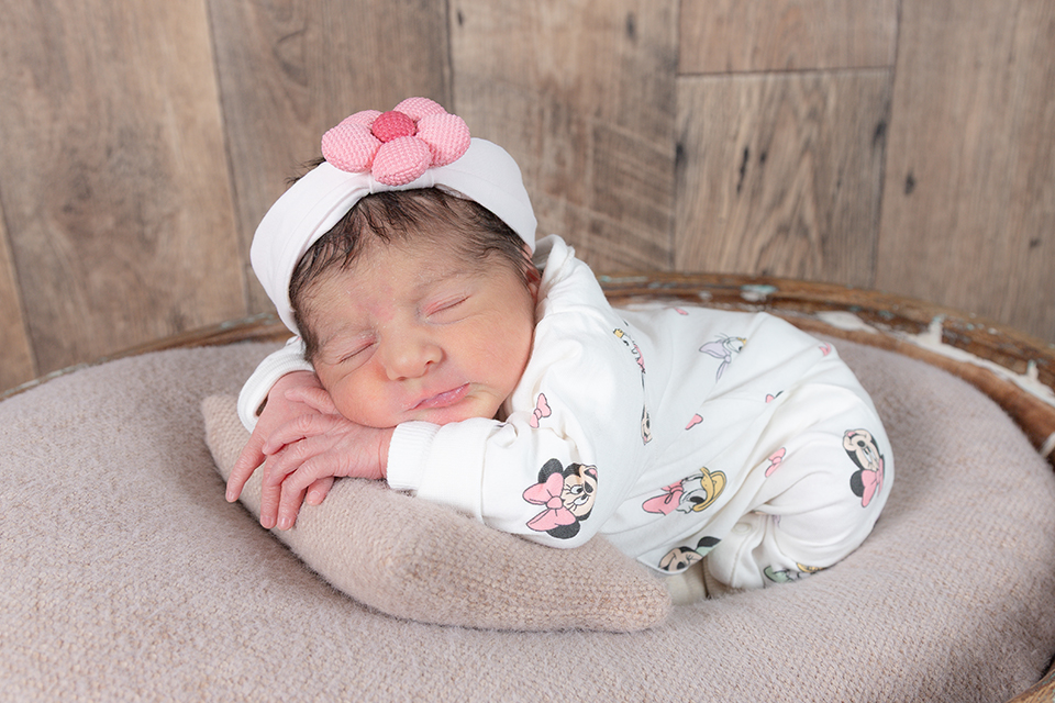 1774981800000-leonor