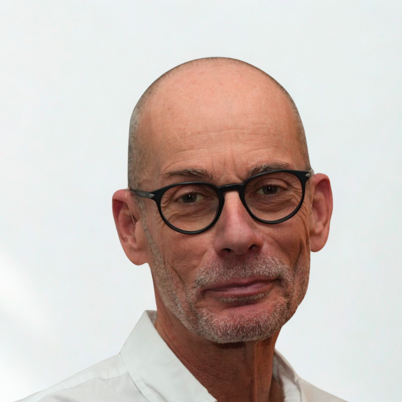 2047-dr-med-robert-stein