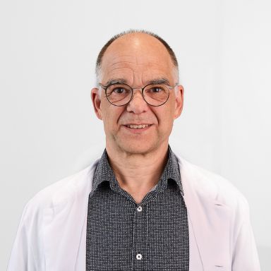 4972738-dr-med-thomas-maurer
