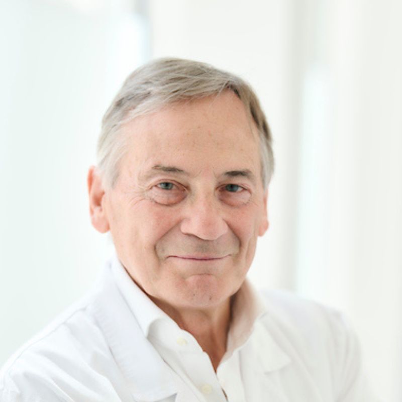CRM portrait (800 x 800 px) - 3