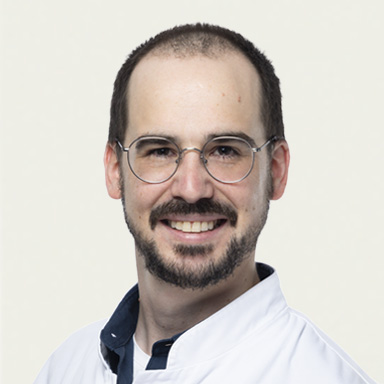5002224-dr-med-jannick-schneuwly