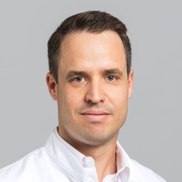 5056858-pd-dr-med-sandro-hodel