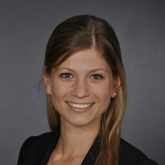 4721410-dr-med-eva-rett