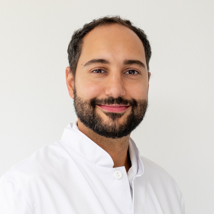 5167436-dr-med-yunus-tanglay