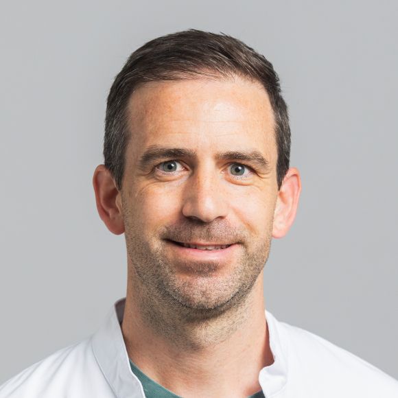 5046039-dr-med-linus-schoepke